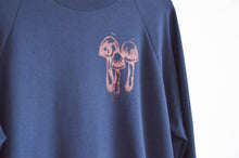 Load image into Gallery viewer, Navy Blue Organic Cotton Sweatshirt with Mushroom Print 2.0
