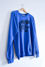 Load image into Gallery viewer, Bright Blue Organic Cotton Sweatshirt with Mushroom Print 2.0
